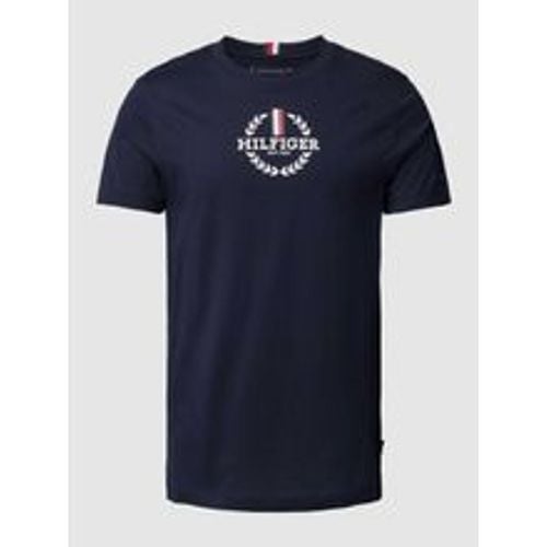 Slim Fit T-Shirt mit Rundhalsausschnitt - Tommy Hilfiger - Modalova