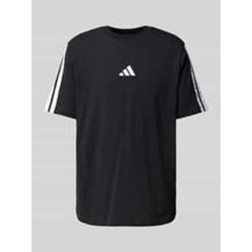 T-Shirt mit Logo-Stitching - adidas Sportswear - Modalova