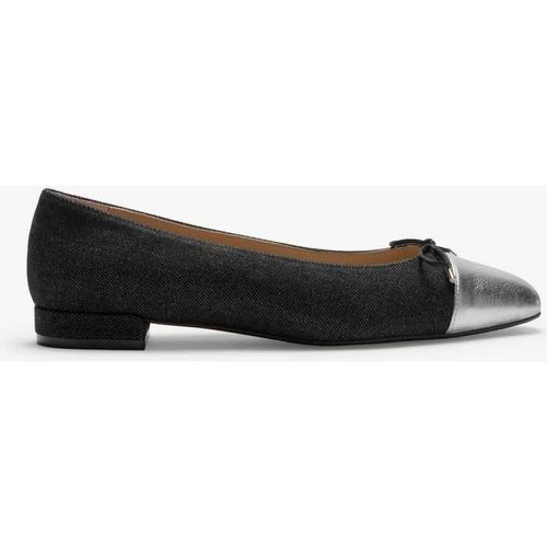 Sleek Bow Flat Ballerinas - Stuart Weitzman - Modalova