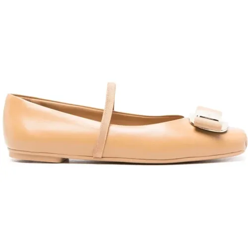 Ballerina Flats Leather , female, Sizes: 5 UK, 4 1/2 UK, 2 1/2 UK, 3 1/2 UK, 6 1/2 UK - Salvatore Ferragamo - Modalova