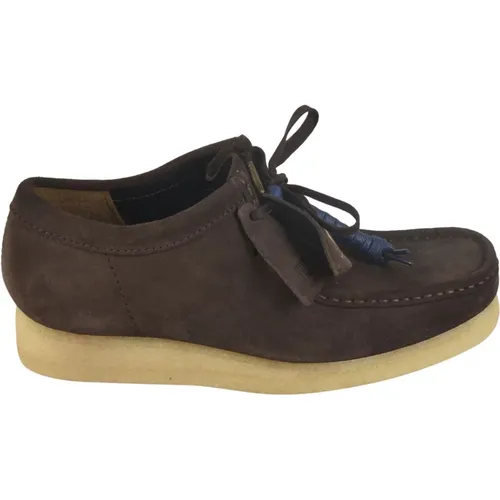 Braune Flache Schuhe , Herren, Größe: 43 1/2 EU - Clarks - Modalova
