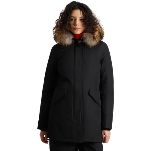 Arctic Parka Schwarzer Mantel - Woolrich - Modalova