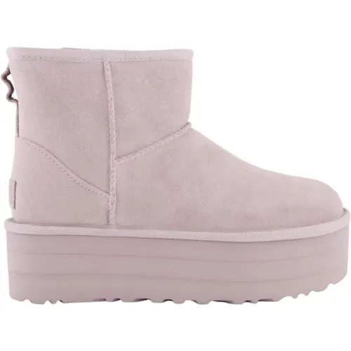 Classic Mini Platform Boots , female, Sizes: 6 UK, 3 UK, 4 UK, 7 UK, 5 UK - Ugg - Modalova