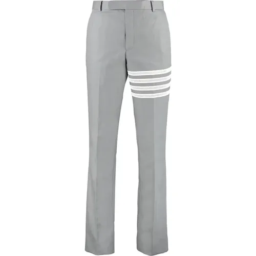 Perforierte Tricolor Hose - Thom Browne - Modalova