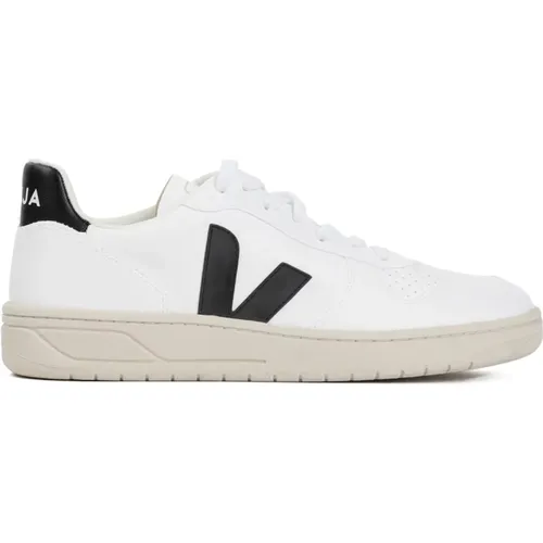 Leather Sneakers V10 Style , male, Sizes: 2 UK, 9 UK, 3 UK, 10 UK, 8 UK, 7 UK, 11 UK, 4 UK, 6 UK, 5 UK - Veja - Modalova