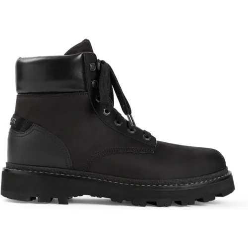 Shoes for Men and Women , male, Sizes: 9 UK, 8 UK - Moncler - Modalova