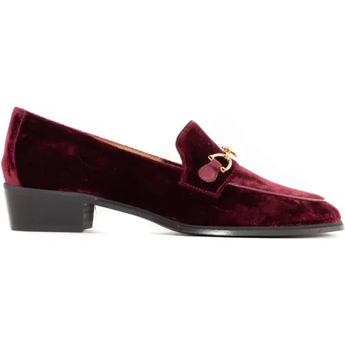 Bordeaux Velvet Axel Loafer Gold-tone , female, Sizes: 3 UK, 4 UK, 7 UK, 6 UK, 5 UK - Roberto Festa - Modalova