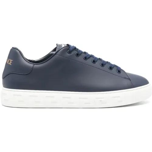 Blaue Sneakers mit Logo Patch , Herren, Größe: 41 1/2 EU - Versace - Modalova