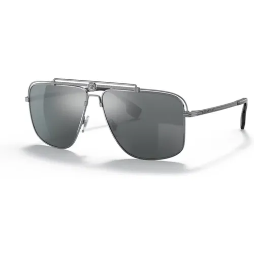 Bold and Timeless Sunglasses , male, Sizes: 61 MM - Versace - Modalova