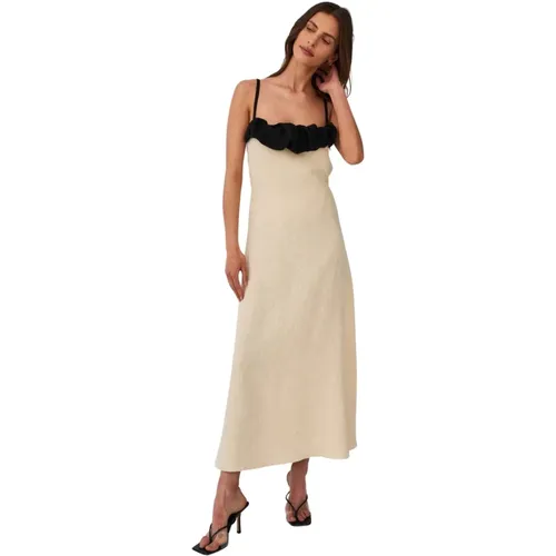 Ciao Bella Dress Sand Undress Code - Undress Code - Modalova