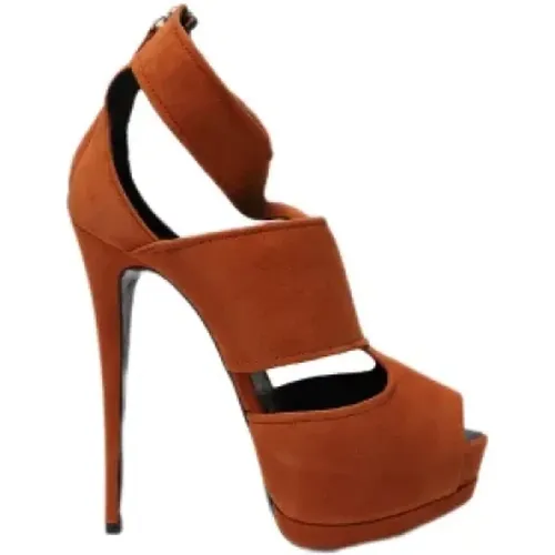 Pre-owned Leather heels , female, Sizes: 6 1/2 UK - Giuseppe Zanotti Pre-owned - Modalova