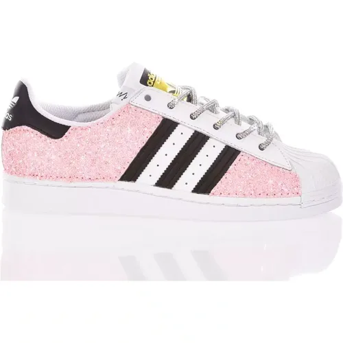 Custom White Pink Sneakers Women , female, Sizes: 5 2/3 UK, 3 2/3 UK, 5 UK, 8 1/3 UK, 3 UK, 6 1/3 UK, 9 UK, 2 1/2 UK, 7 UK, 4 1/3 UK, 7 2/3 UK - Adidas - Modalova