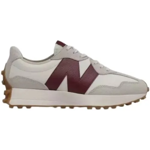 Retro Style Sneakers for Women , female, Sizes: 3 UK, 3 1/2 UK, 7 1/2 UK, 4 UK, 7 UK - New Balance - Modalova