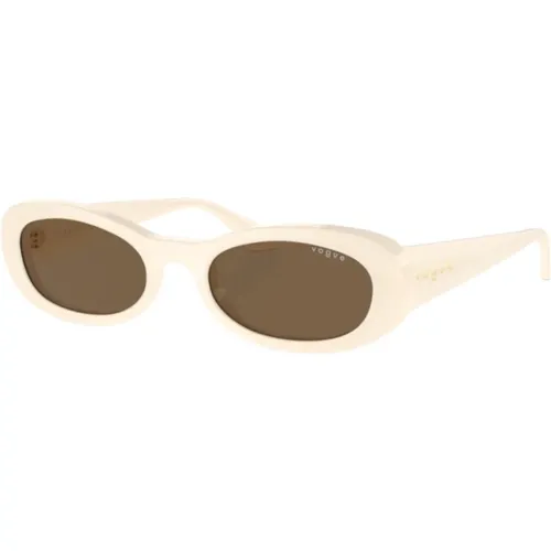 Oval Ivory Sunglasses , female, Sizes: 53 MM - Vogue - Modalova