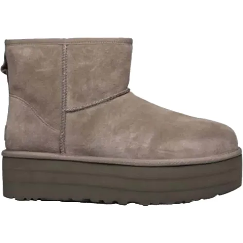 Boots , female, Sizes: 7 UK, 8 UK - Ugg - Modalova