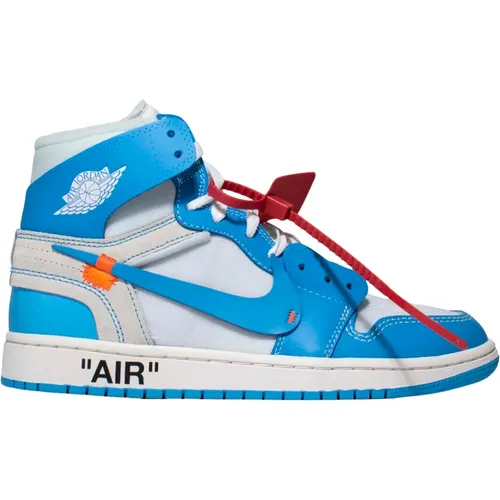 Limited Edition Retro High Off-White UNC , male, Sizes: 9 UK, 3 1/2 UK, 13 1/2 UK, 7 UK, 4 UK, 11 1/2 UK, 6 1/2 UK, 12 UK, 11 UK, 13 UK, 8 1/2 UK, 6 U - Nike - Modalova