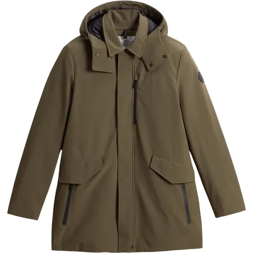 Grüner Urban Tech Softshell Mantel - Woolrich - Modalova