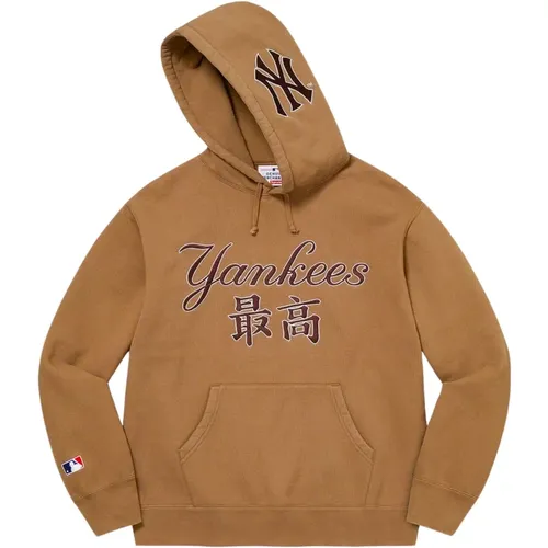 Limited Edition Yankees Kanji Hoodie , male, Sizes: S, M, XL, L - Supreme - Modalova