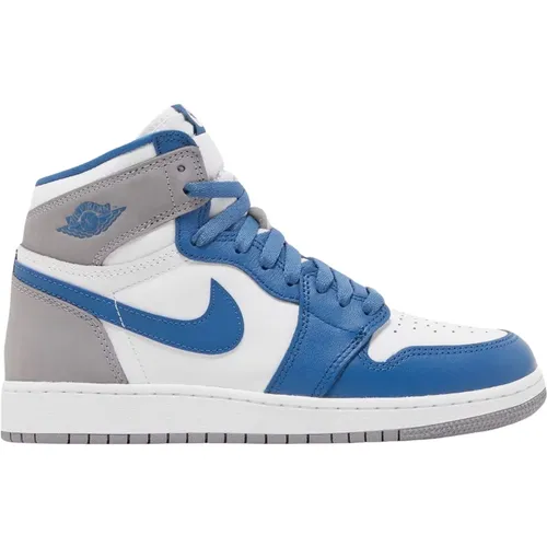 Limited Edition Retro High OG True Blue , male, Sizes: 2 UK, 4 UK, 3 1/2 UK, 2 1/2 UK, 1 1/2 UK, 6 UK, 4 1/2 UK, 5 UK - Nike - Modalova