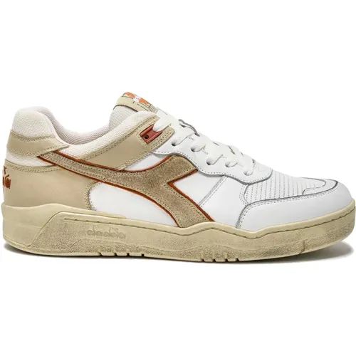 Beige Candeggiato B.560 Shoes , male, Sizes: 10 1/2 UK, 7 1/2 UK, 8 UK, 9 UK, 7 UK, 9 1/2 UK, 6 1/2 UK, 8 1/2 UK - Diadora - Modalova