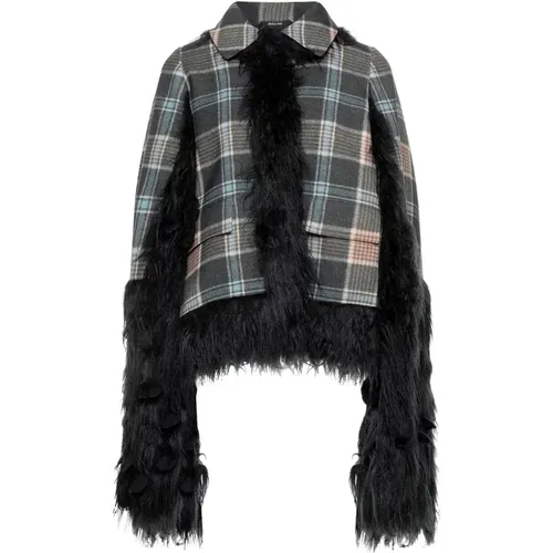 Faux Fur Trimmed Cape - Stay Warm and Stylish , female, Sizes: S, XS, 2XS - Maison Margiela - Modalova