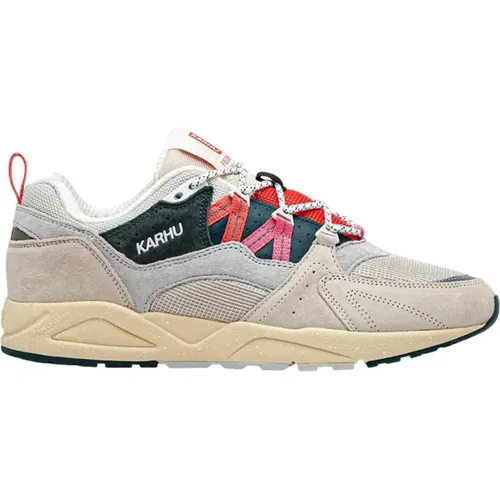 High Quality Leather Sneakers , male, Sizes: 9 UK, 9 1/2 UK, 8 1/2 UK, 10 1/2 UK, 7 1/2 UK - Karhu - Modalova