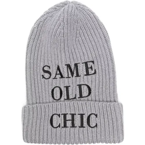 Grey Knit Logo Patch Hat , male, Sizes: ONE SIZE - Moschino - Modalova