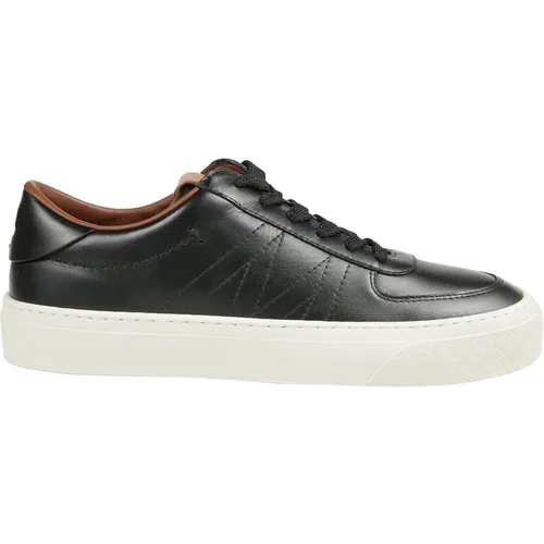 Low Top Sneakers , male, Sizes: 6 UK, 10 UK, 8 UK, 9 UK, 7 UK - Moncler - Modalova