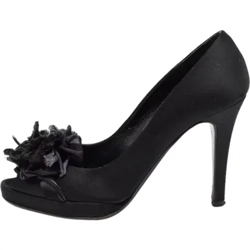 Pre-owned Satin heels , female, Sizes: 4 1/2 UK - Valentino Vintage - Modalova