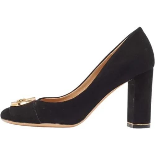 Pre-owned Suede heels , female, Sizes: 4 UK - Salvatore Ferragamo Pre-owned - Modalova