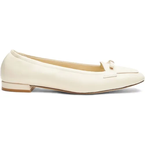 Eleganter Bow Loafer Schuh , Damen, Größe: 36 EU - Stuart Weitzman - Modalova