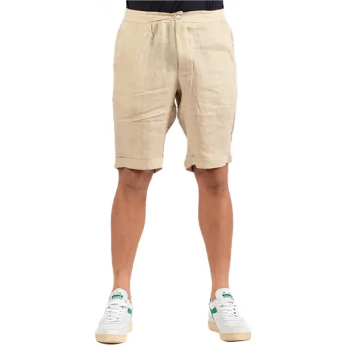 Men's Bermuda Shorts , male, Sizes: L, M, XL - alpha industries - Modalova