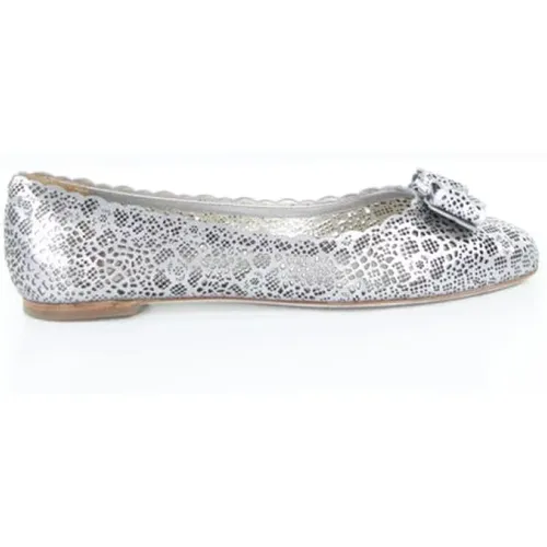 Flats , female, Sizes: 3 1/2 UK - Salvatore Ferragamo Pre-owned - Modalova