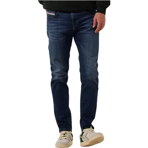 Slim Fit Dunkelblaue Jeans 2019 , Herren, Größe: W33 L34 - Diesel - Modalova