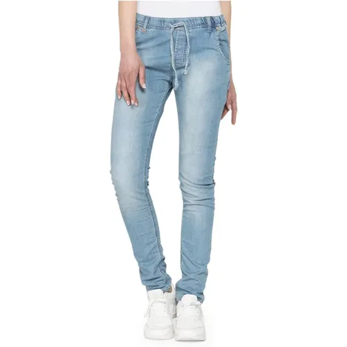 Damen Slim Fit Jeans mit elastischem Bund - Carrera Jeans - Modalova