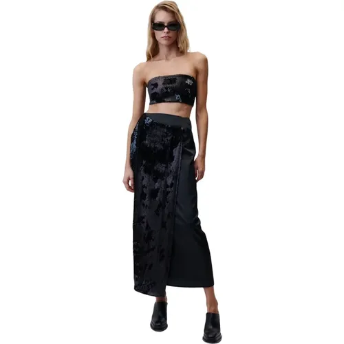 Schwarzes Pailletten-Crop-Top - Undress Code - Modalova