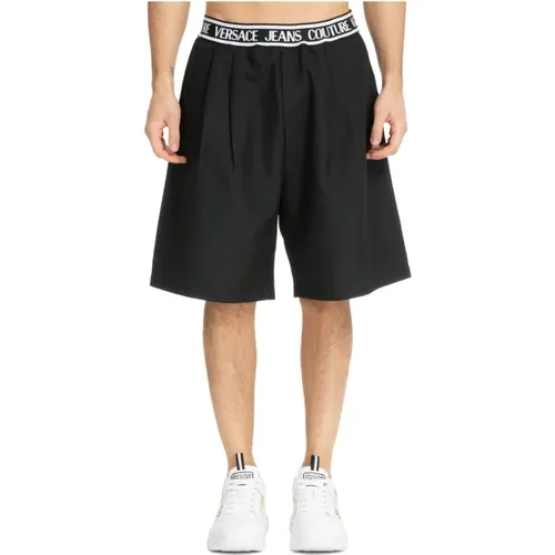 Solid Color Bermuda Shorts with Elastic Waistband and Logo Pocket , male, Sizes: L, S - Versace Jeans Couture - Modalova