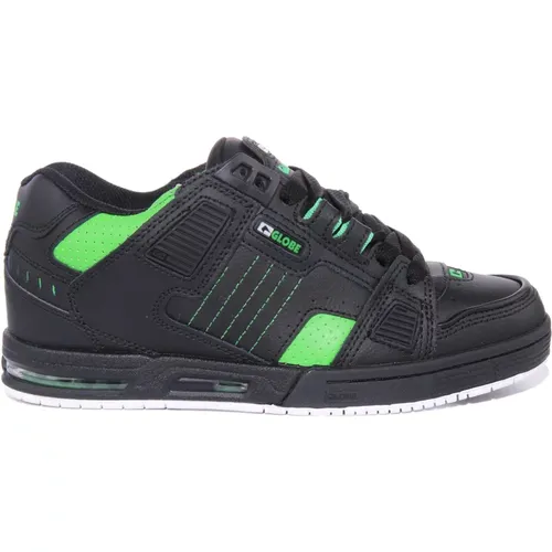 Sabre Skate Style Trainers Green , male, Sizes: 8 UK - Globe - Modalova