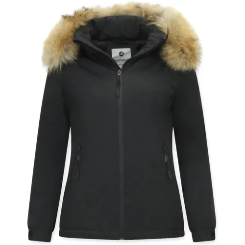 Short Ladies Winter Jacket - with fur collar , female, Sizes: L, S, M, XL - Matogla - Modalova