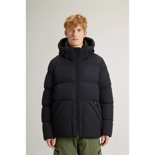 Schwarze Daunenjacke Sierra Supreme , Herren, Größe: S - Woolrich - Modalova