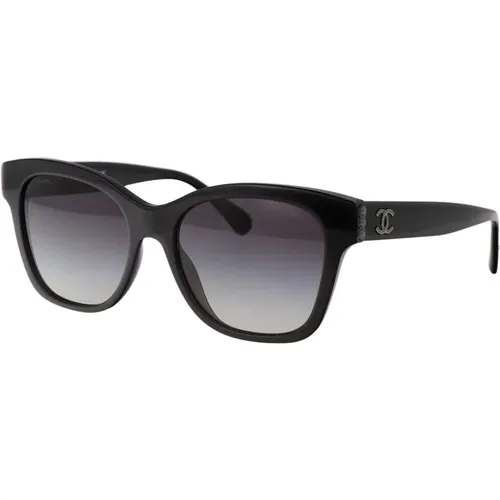 Stylische Sonnenbrille mit einzigartigem Design , Damen, Größe: 54 MM - Chanel - Modalova