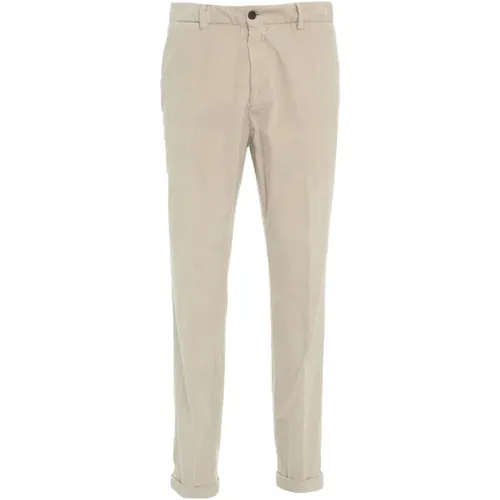 White Trousers Aw24 , male, Sizes: L, 2XL - Briglia - Modalova