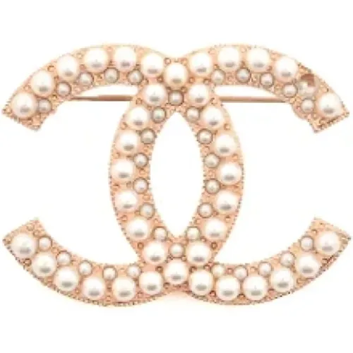 Pre-owned Metal brooches , female, Sizes: ONE SIZE - Chanel Vintage - Modalova