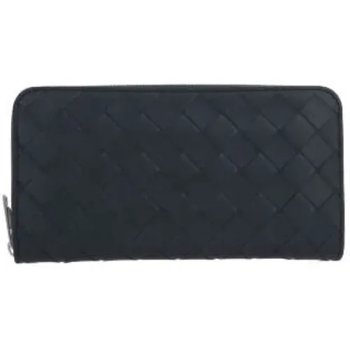 Dark Blue Intrecciato Leather Zip-around Wallet , male, Sizes: ONE SIZE - Bottega Veneta - Modalova