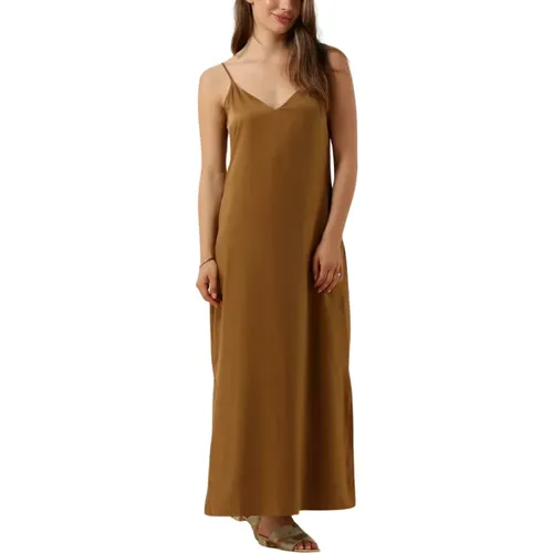 Rost Midi Kleid Eleganter Stil - My Essential Wardrobe - Modalova