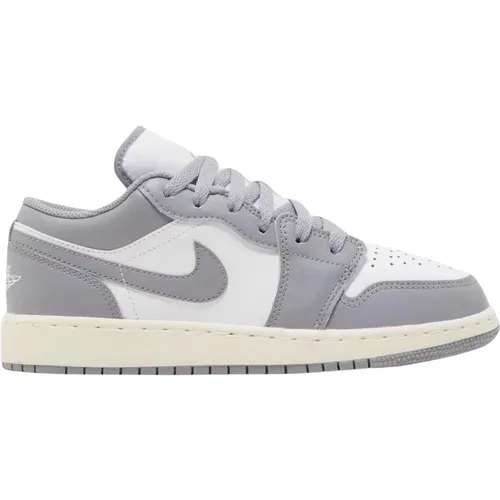 Vintage Grey Air Jordan 1 Low , female, Sizes: 4 1/2 UK, 5 1/2 UK, 2 1/2 UK, 5 UK, 3 1/2 UK, 7 UK, 3 UK, 6 UK - Nike - Modalova