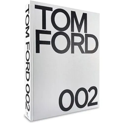 Tom Ford 002: Eine Visuelle Ode an den Ikonischen Designer - New Mags - Modalova