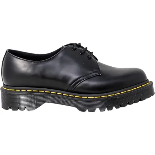 Elegant Mens Leather Shoes , male, Sizes: 8 UK, 2 UK, 12 UK, 11 UK, 6 UK, 7 UK, 9 UK - Dr. Martens - Modalova