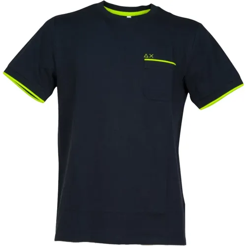 T-Shirt Small With INK Pocket , male, Sizes: 2XL, M, XL - Sun68 - Modalova