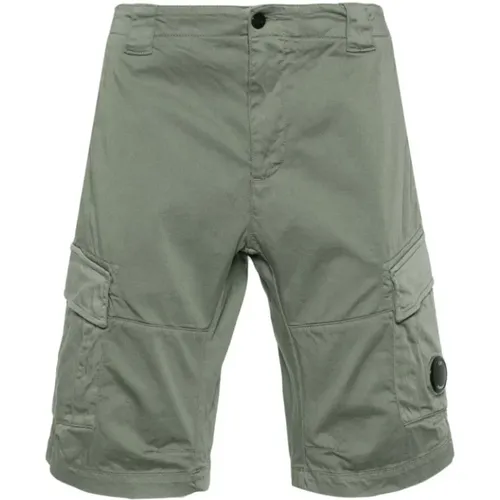 Cargo Shorts with Logo Application , male, Sizes: M, XL, L, S - C.P. Company - Modalova